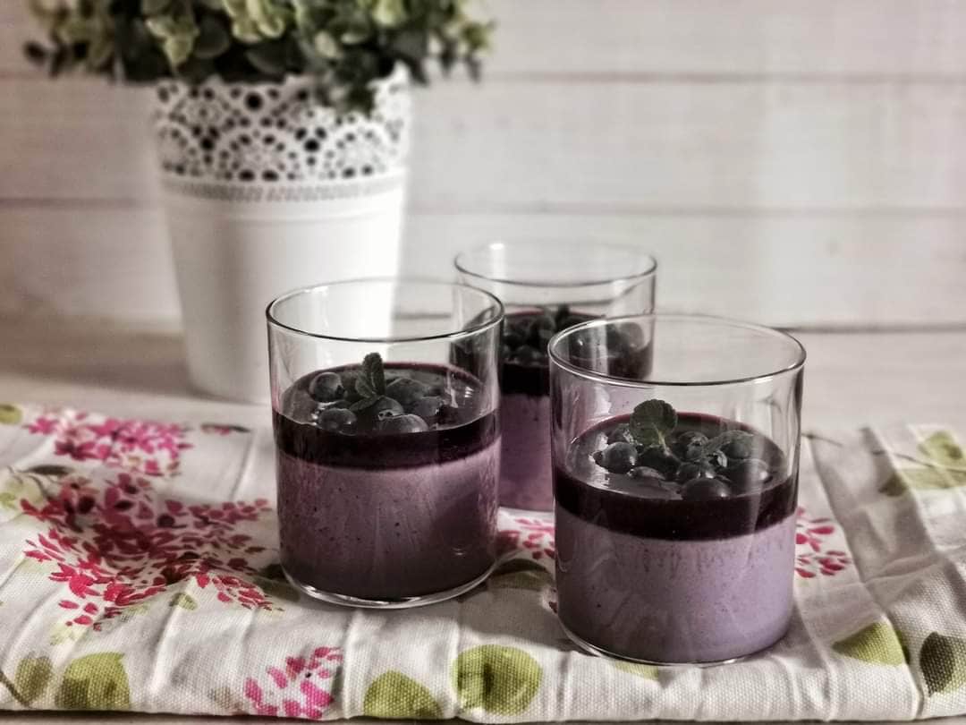 PANNA COTTA COM CALDA DE MIRTO
