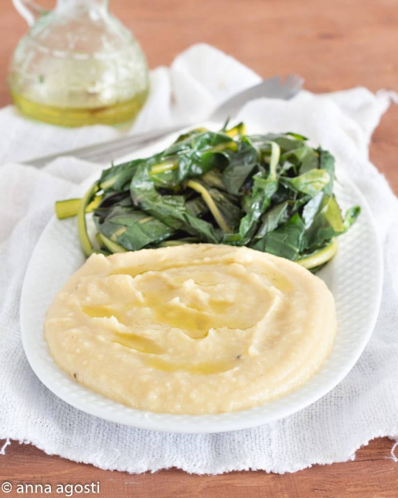 Favas e chicória a receita pugliese