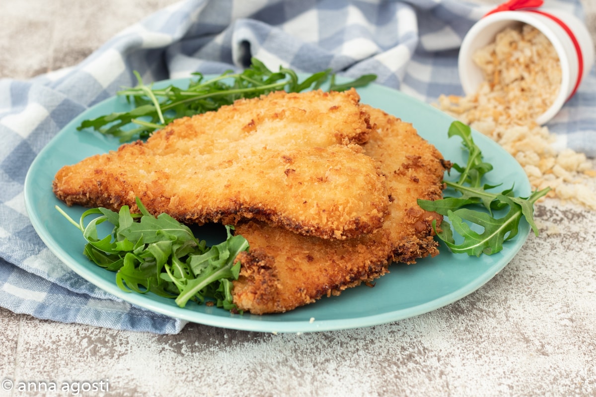 Filés de frango com panko marinados sem ovos