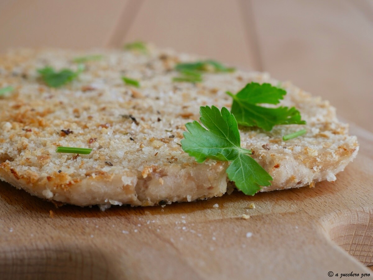 Filés de peixe à milanesa sem ovos com sobras de peixe cozido