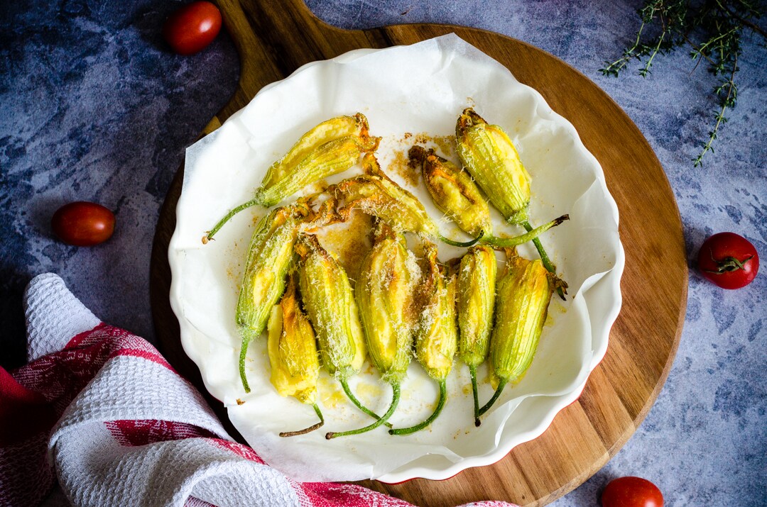 Flor de abóbora recheada com batatas