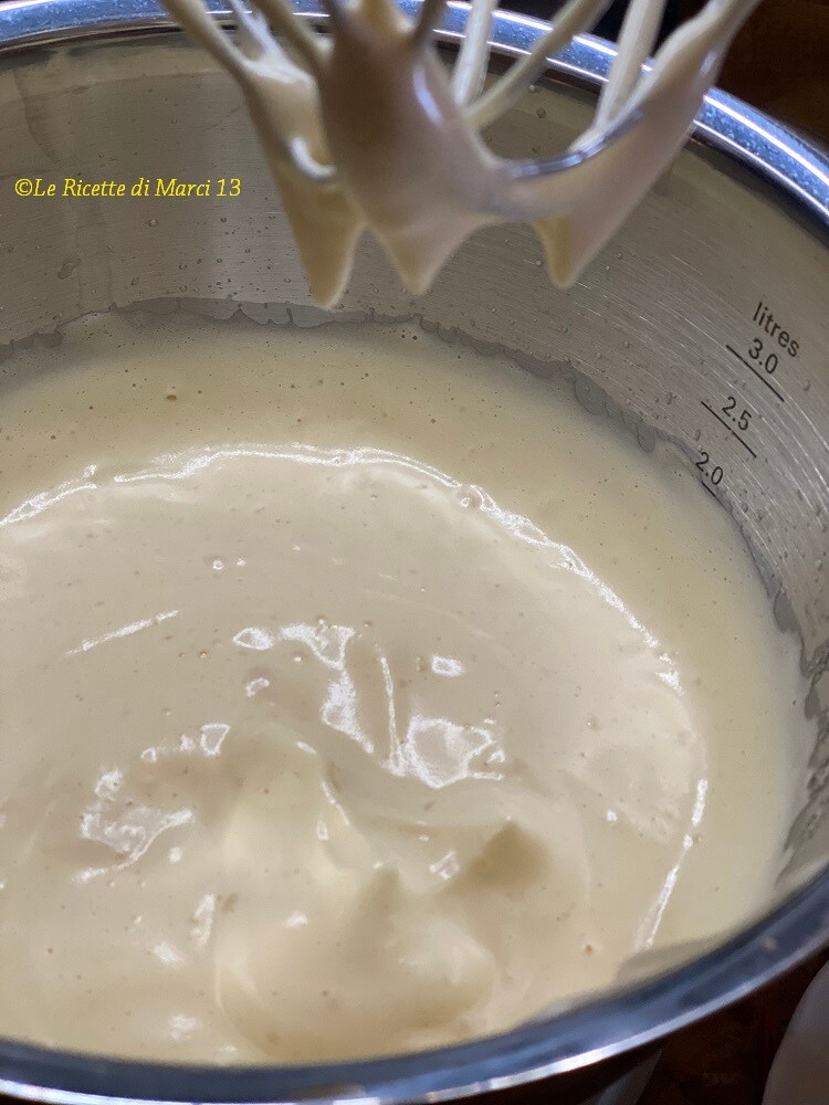 Fondant cremoso de morango e ricota massa