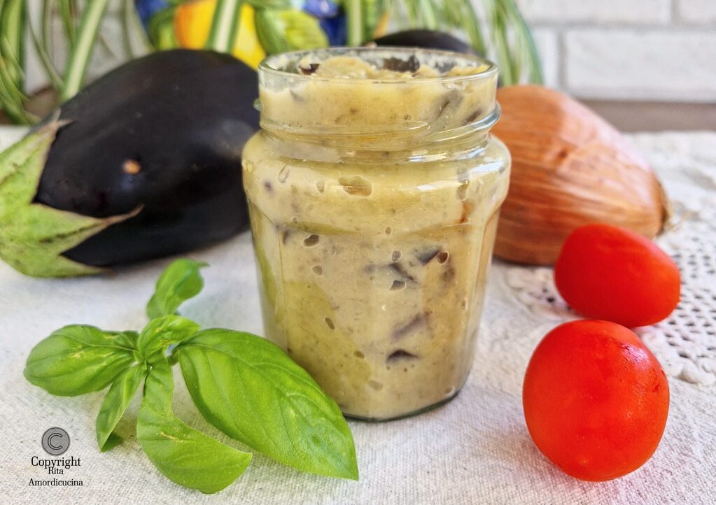 A conserva de pesto de berinjela