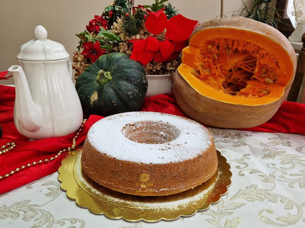 Bolo de abóbora com gotas de chocolate