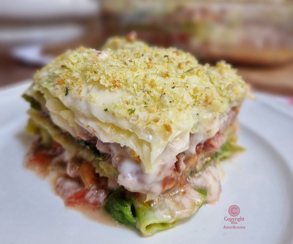 O gratinado de repolho e carne assada