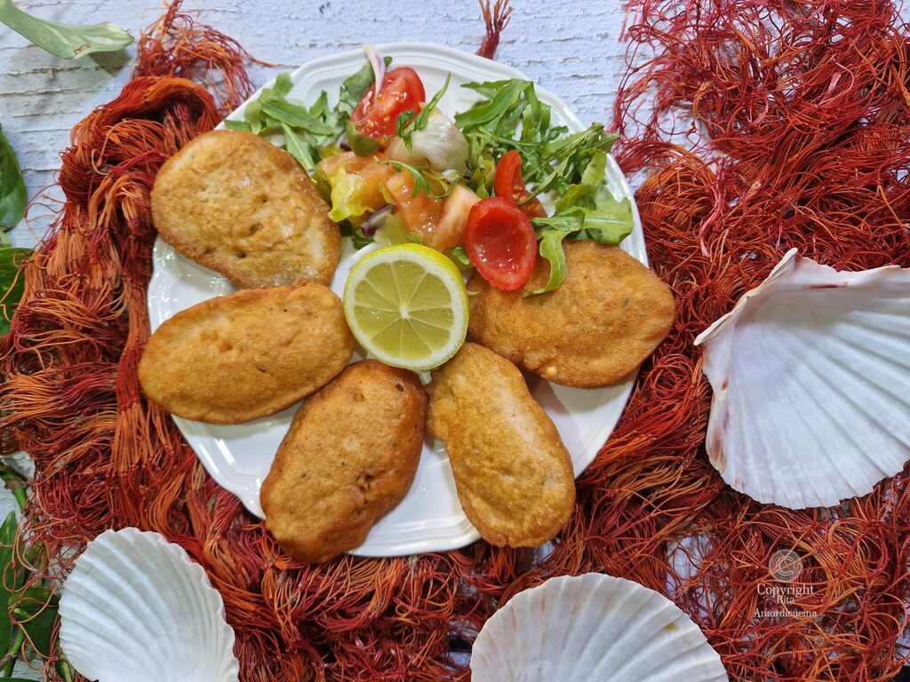 Bolinhos de ovos de lula gigante