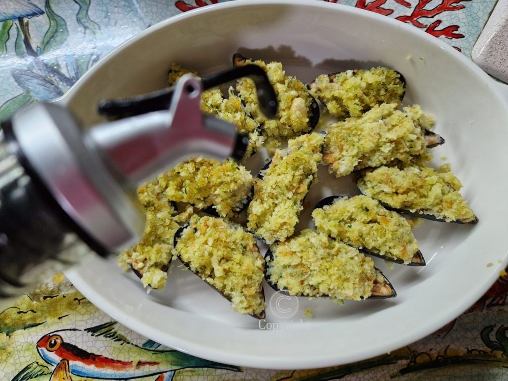 Mexilhões gratinados