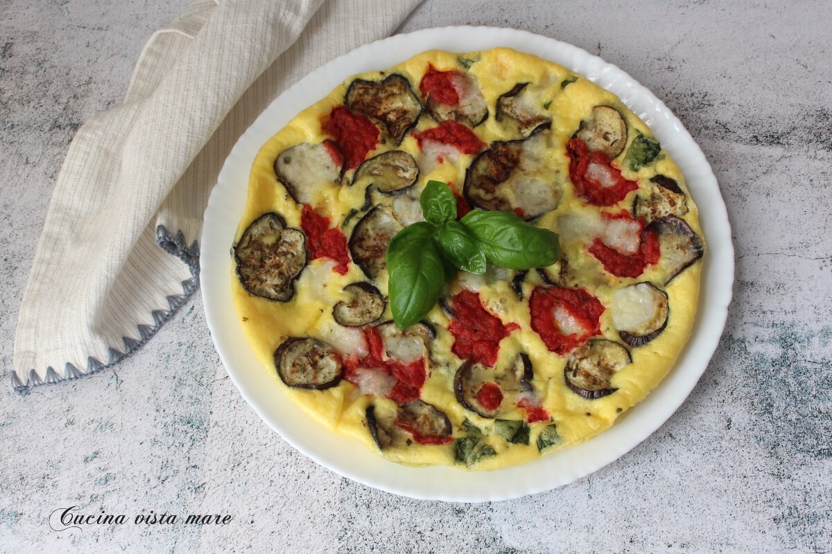 Frittata de berinjela e provolone