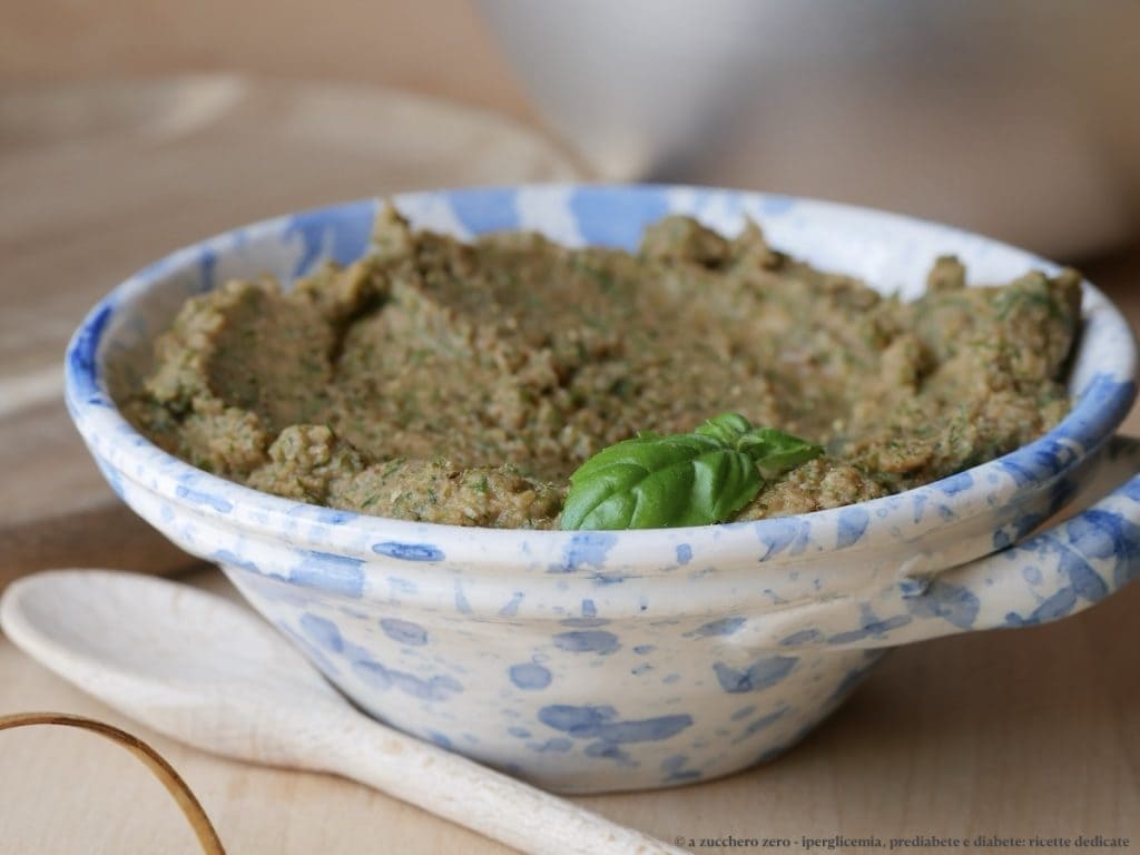 Hummus de favas secas light | creme para passar e rico em sabor