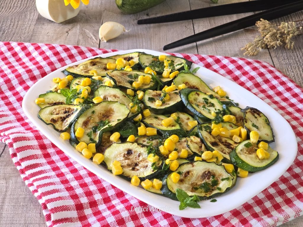 Salada de abobrinha grelhada e milho