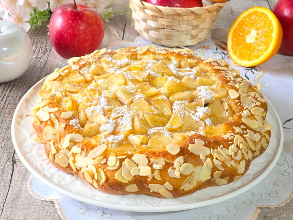 Bolo de maçã com um ovo e iogurte super fofo com variações