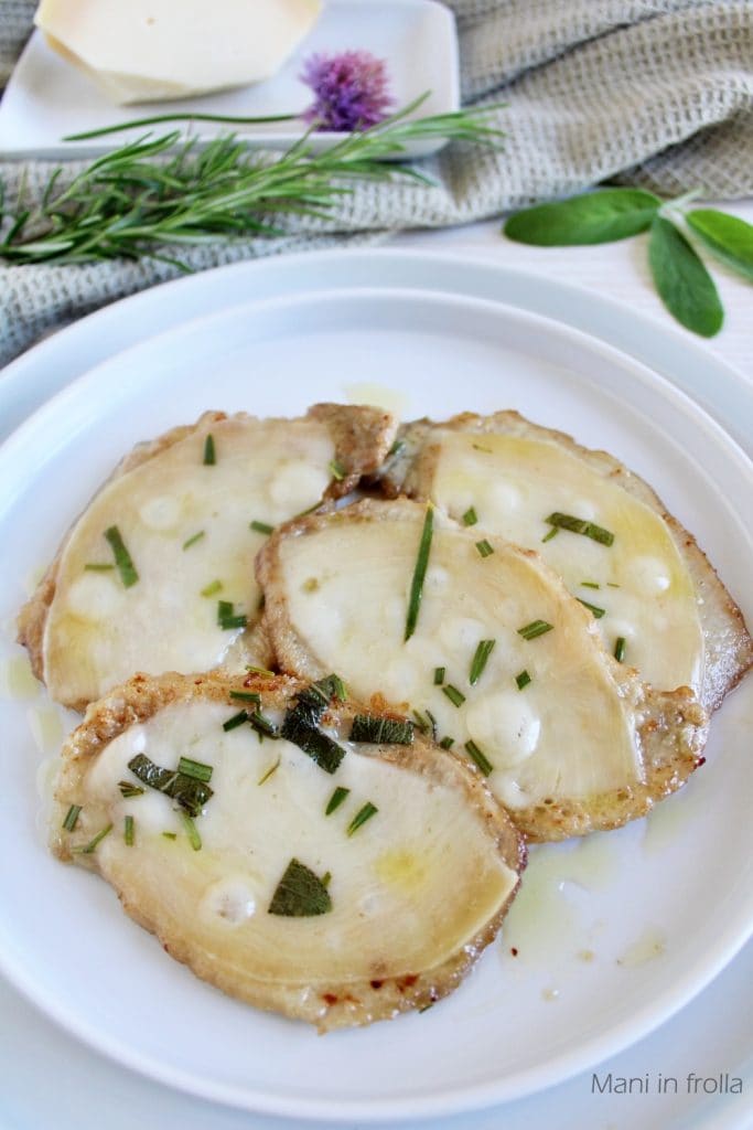 Bifes de lombo com queijo caciotta