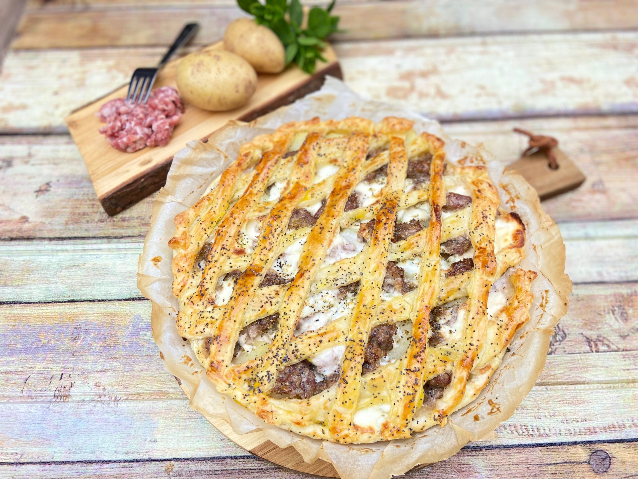 Torta Rústica com Linguiça e Stracchino