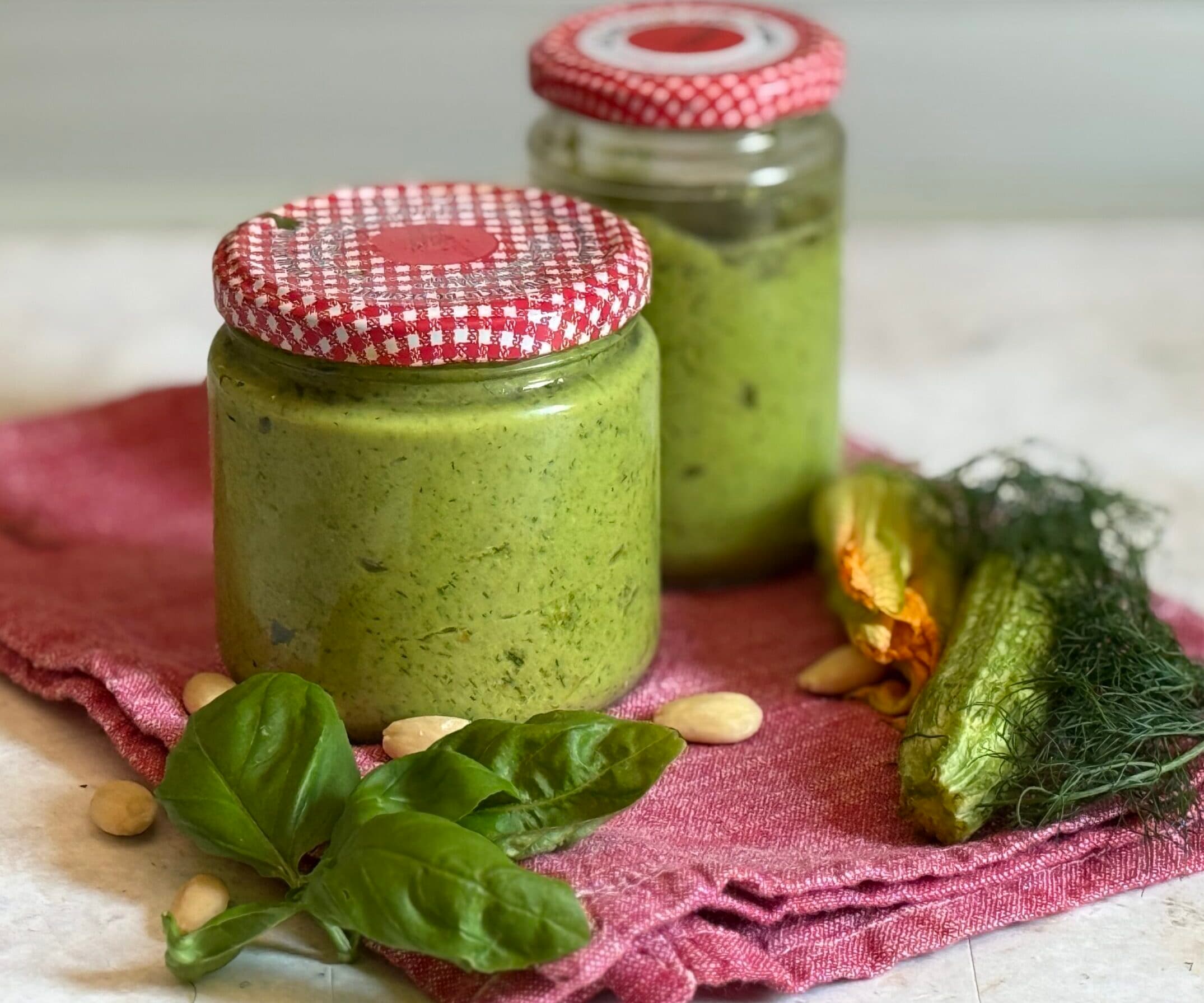 Pesto de abobrinha e flores de abóbora