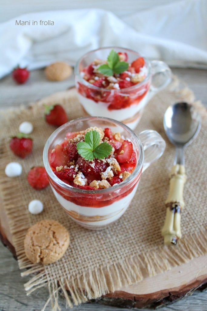 Tacinhas de Morango e Iogurte