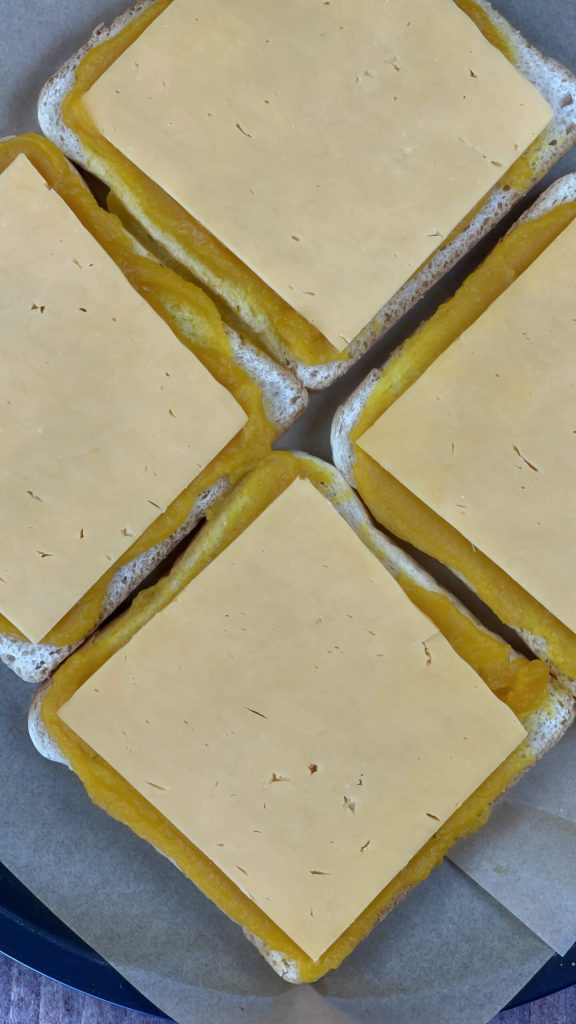 Torrada de abóbora e queijo
