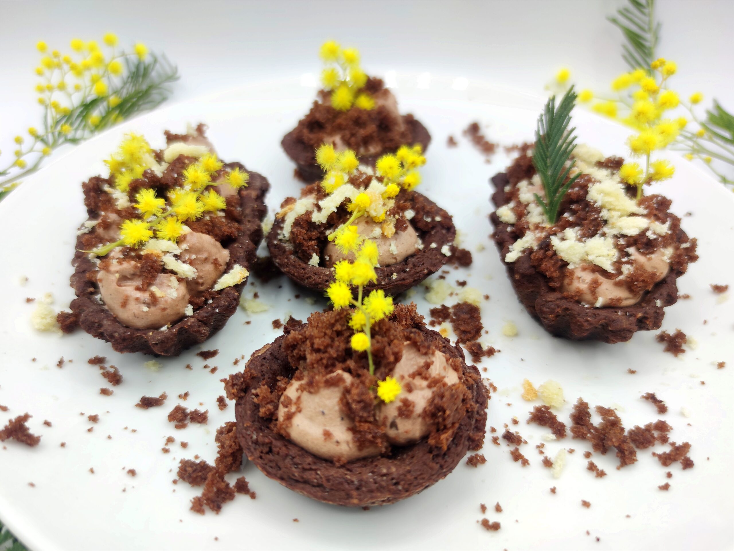 Tortinhas mimosa veganas de chocolate
