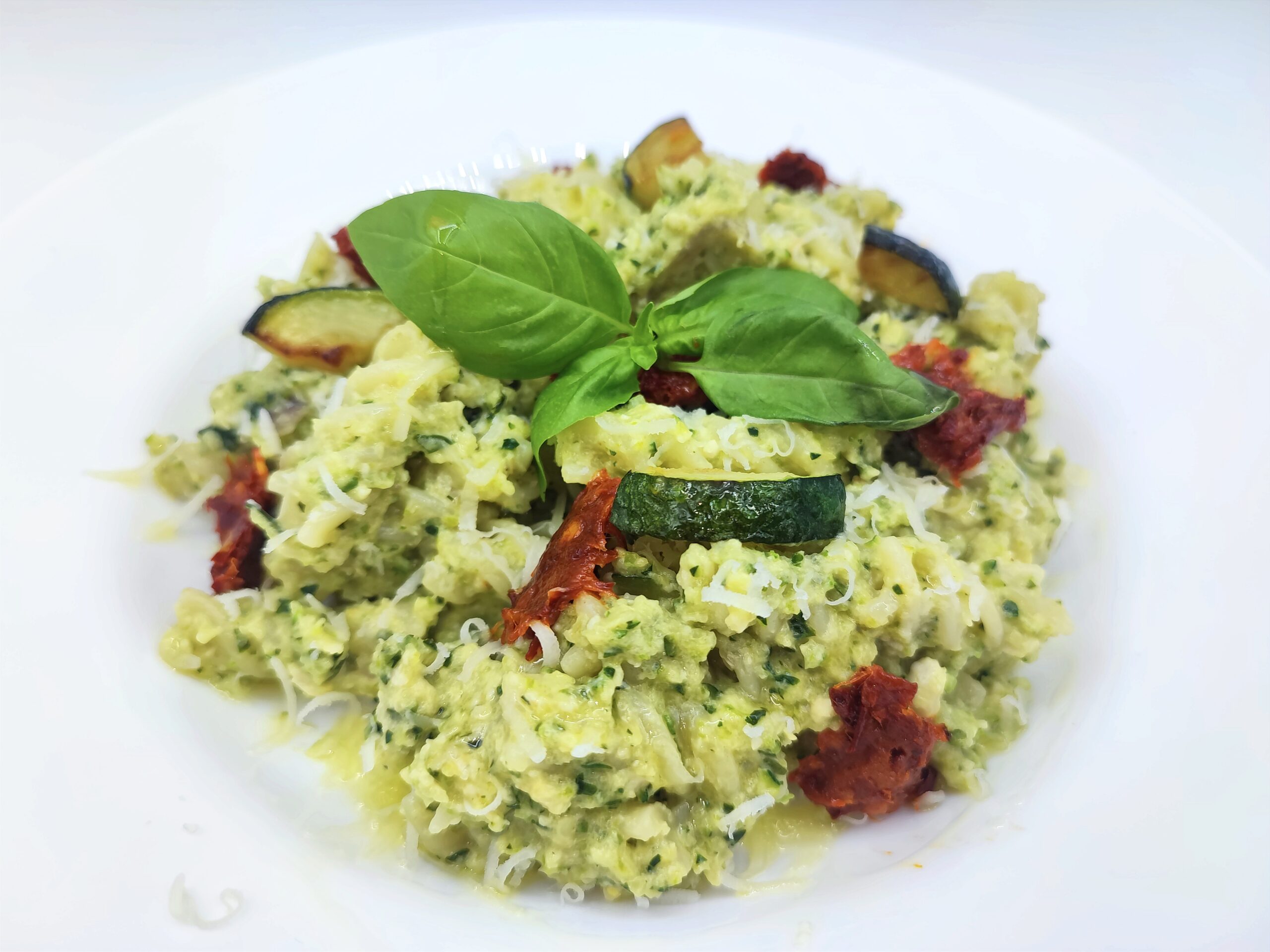 Massa com pesto de abobrinha