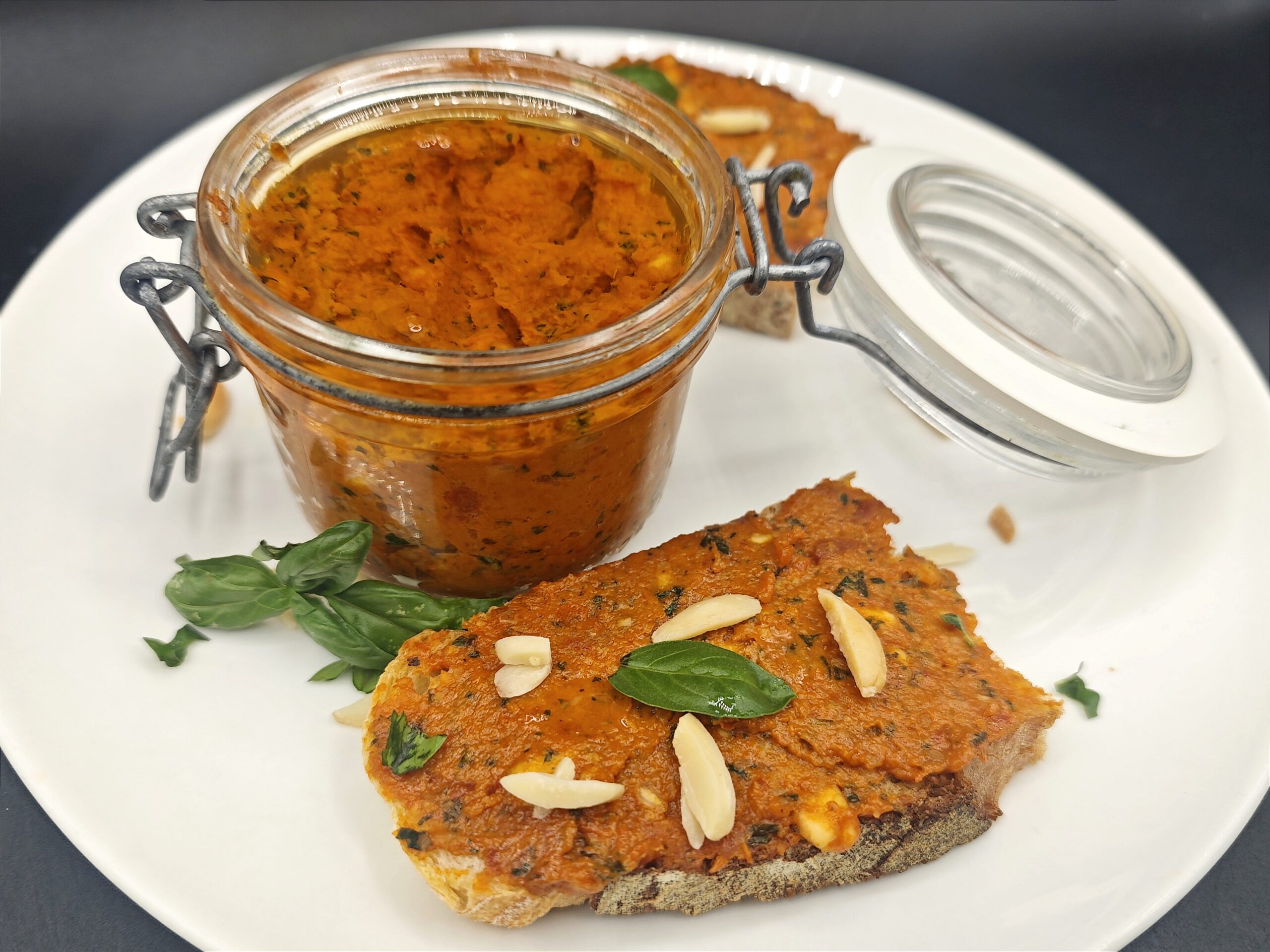 Pesto vermelho