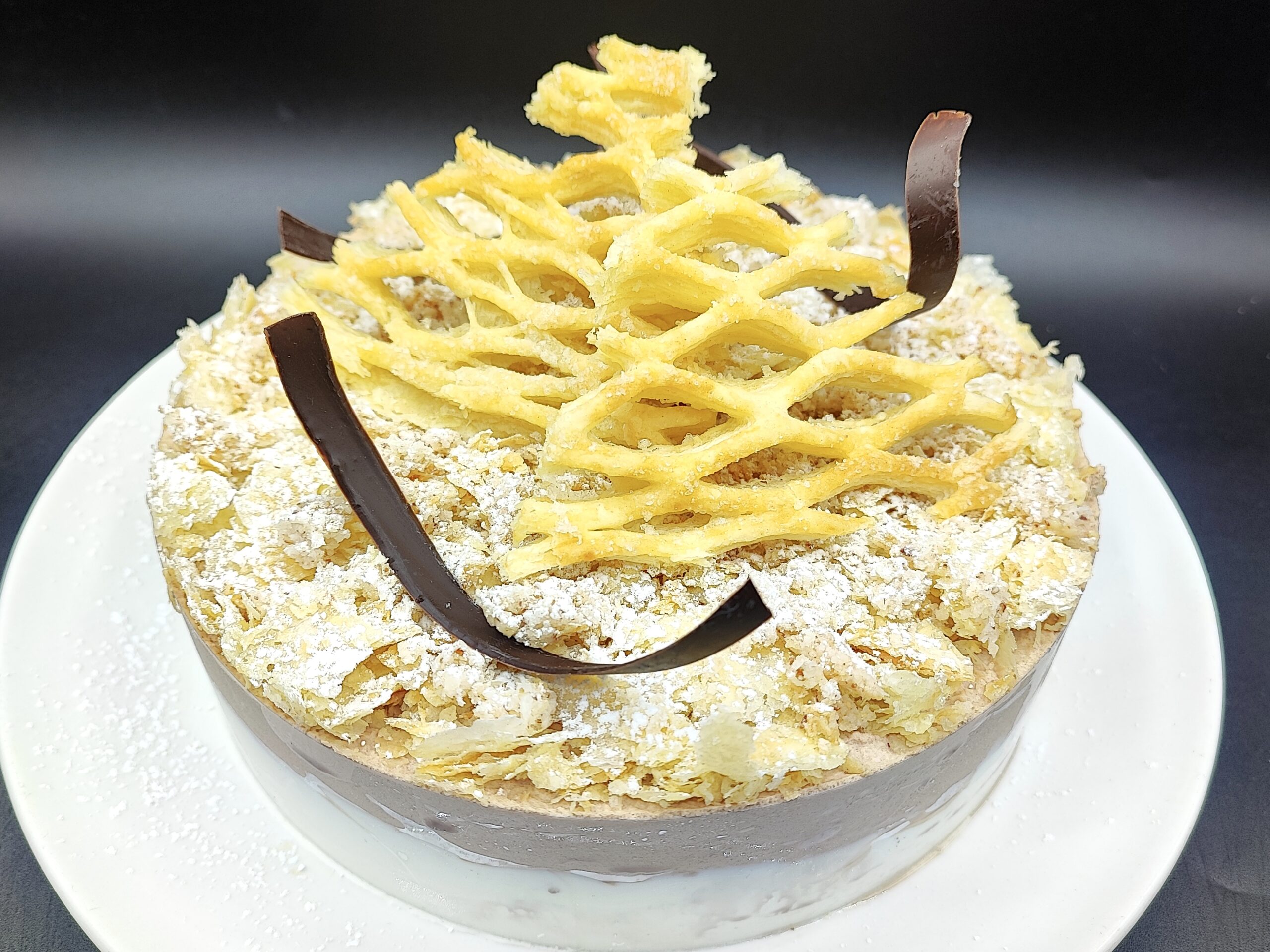 Bolo dacquoise de coco e mil-folhas sem ovos