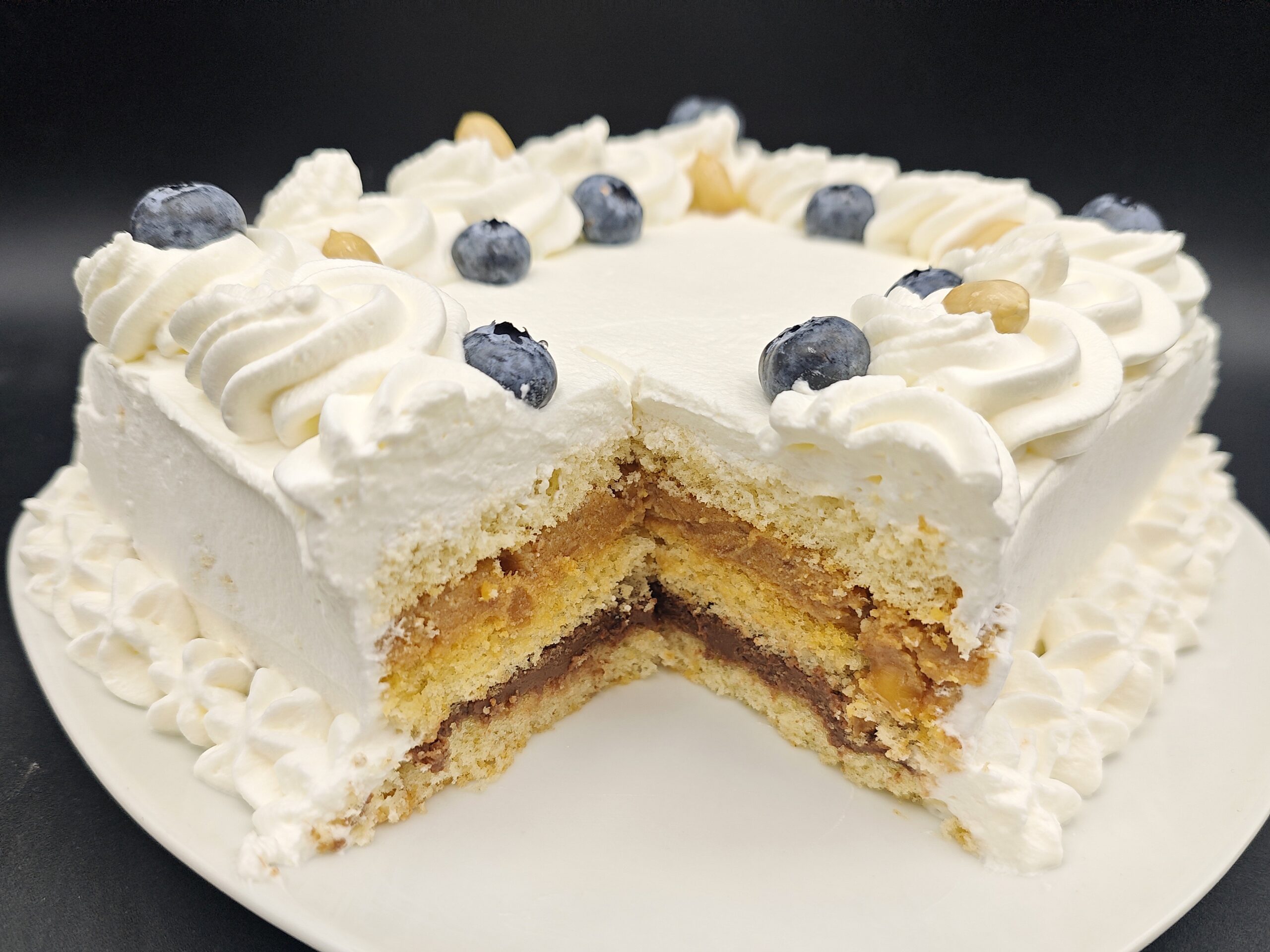 Bolo de chocolate e caramelo