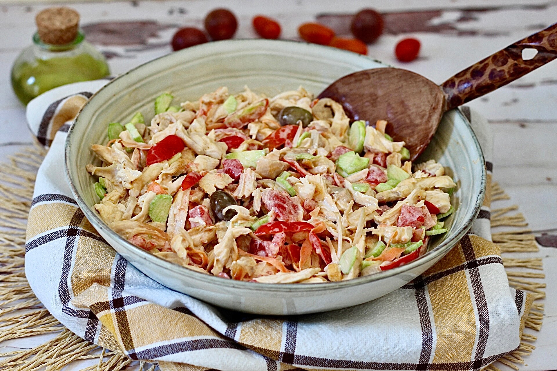 Salada de frango, a solução perfeita para a refeição!