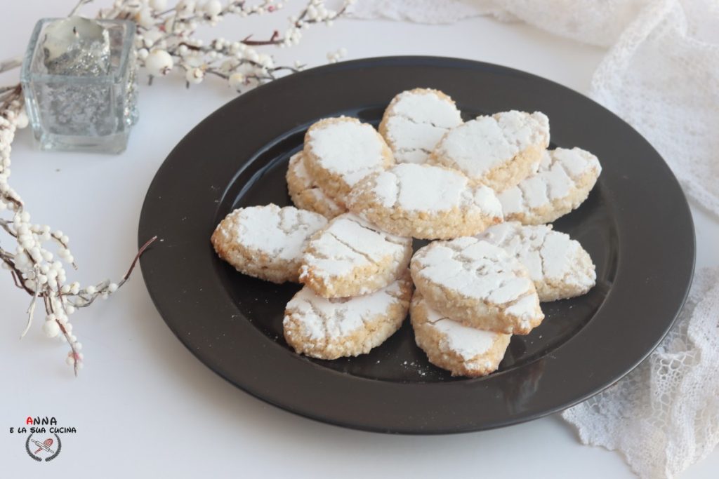 Ricciarelli biscoitos macios toscanos