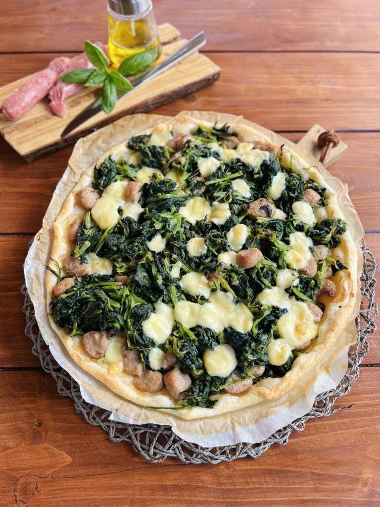 Torta salgada com linguiça e brócolis