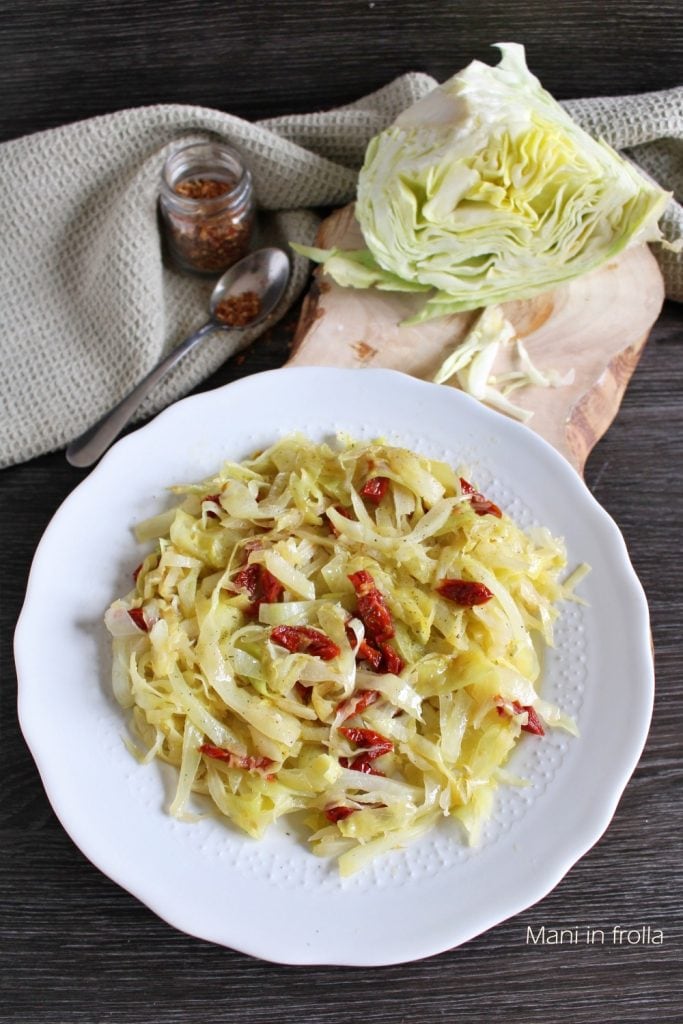 Repolho na Panela com Tomatinhos Secos