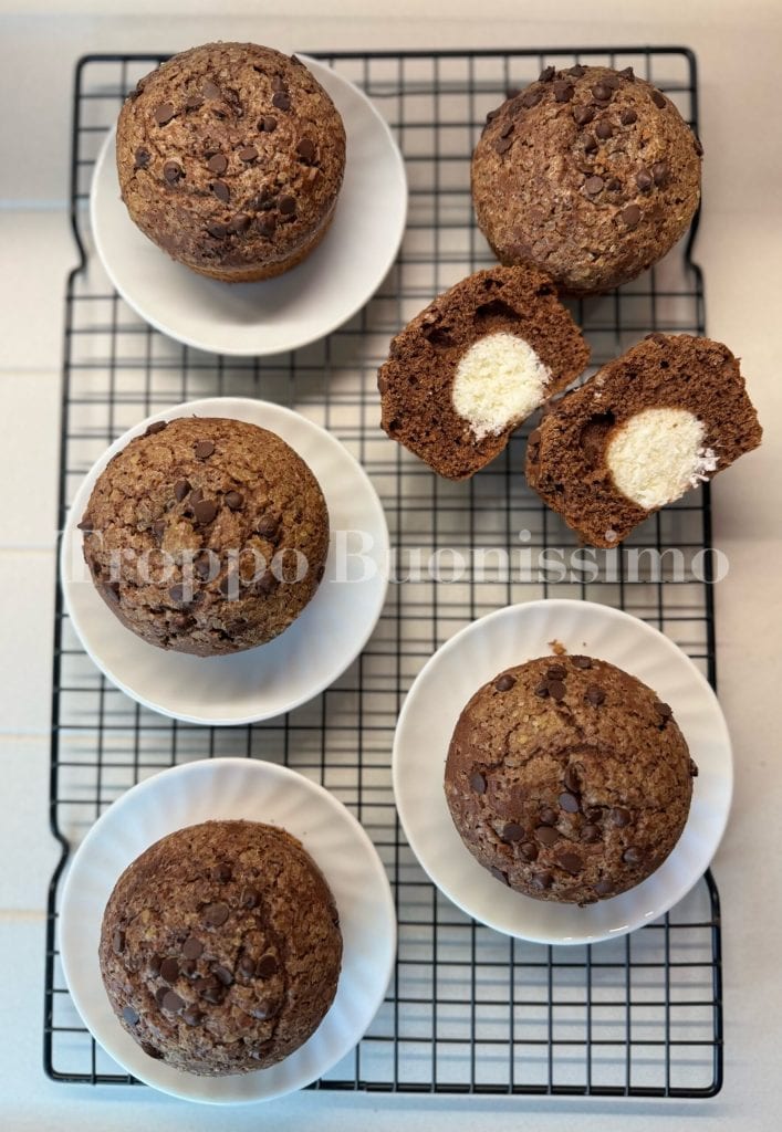 tortinhas de cacau com coração de coco