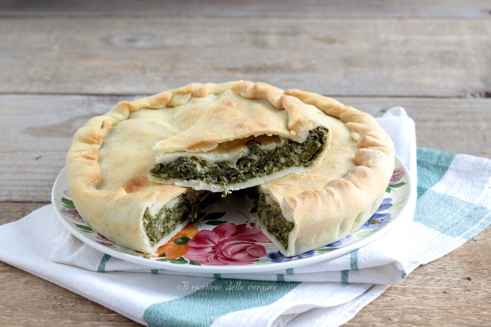 Torta salgada com acelga
