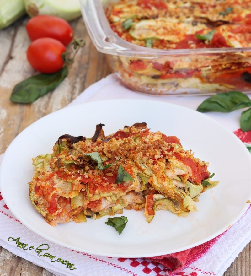 Parmegiana de abobrinha com tomate