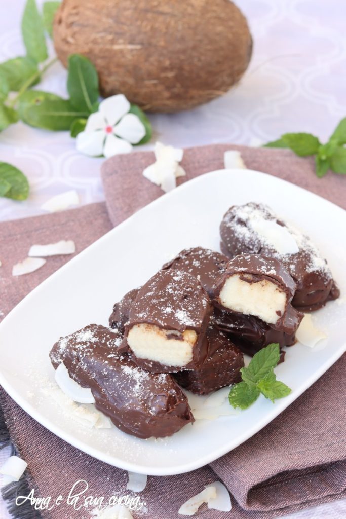 Bombons com creme de coco (bounty)