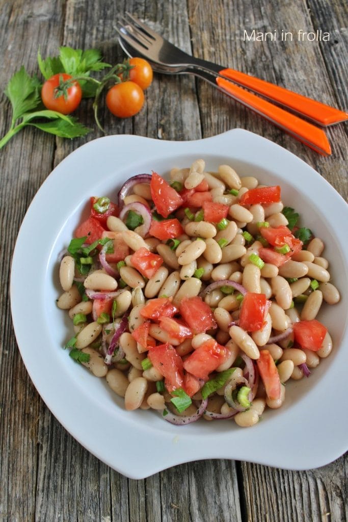 Salada de Cannellini Cebolas e Tomatinhos