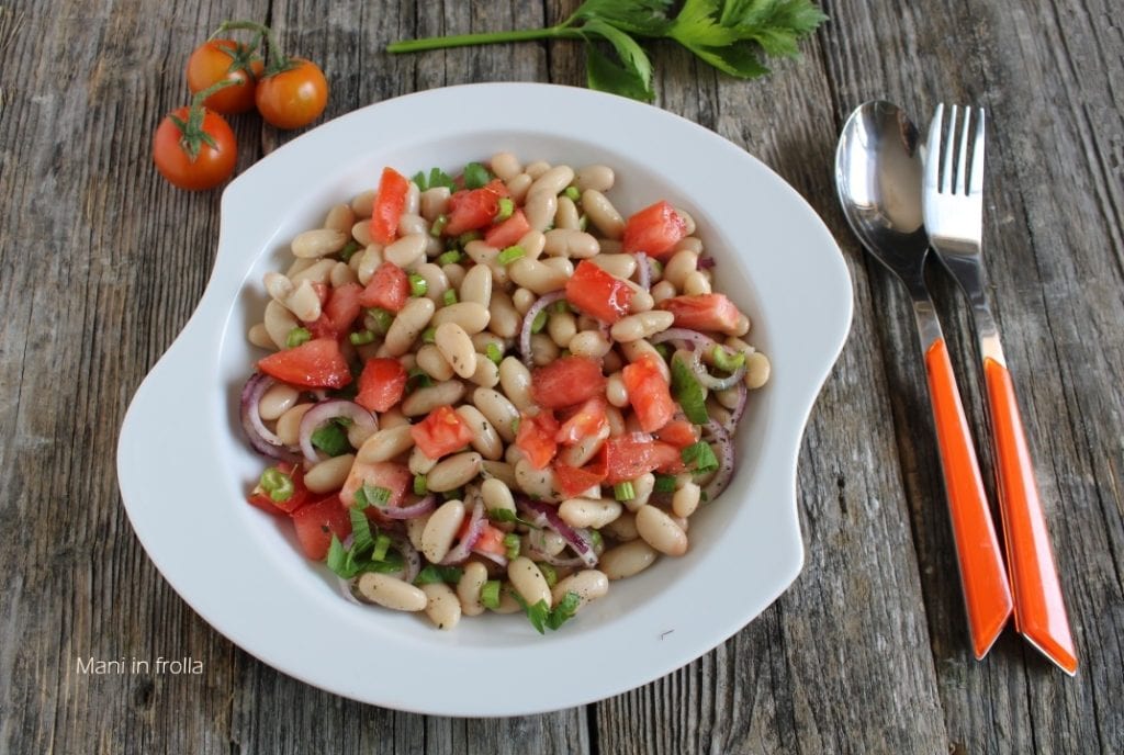 Salada de Cannellini Cebolas e Tomatinhos
