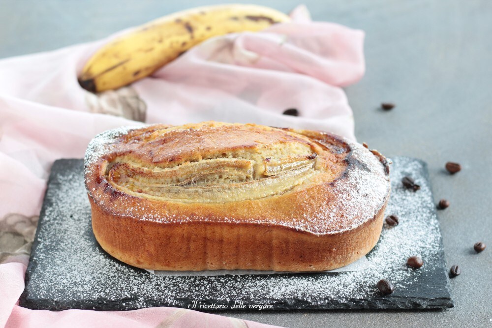 Banana bread com café