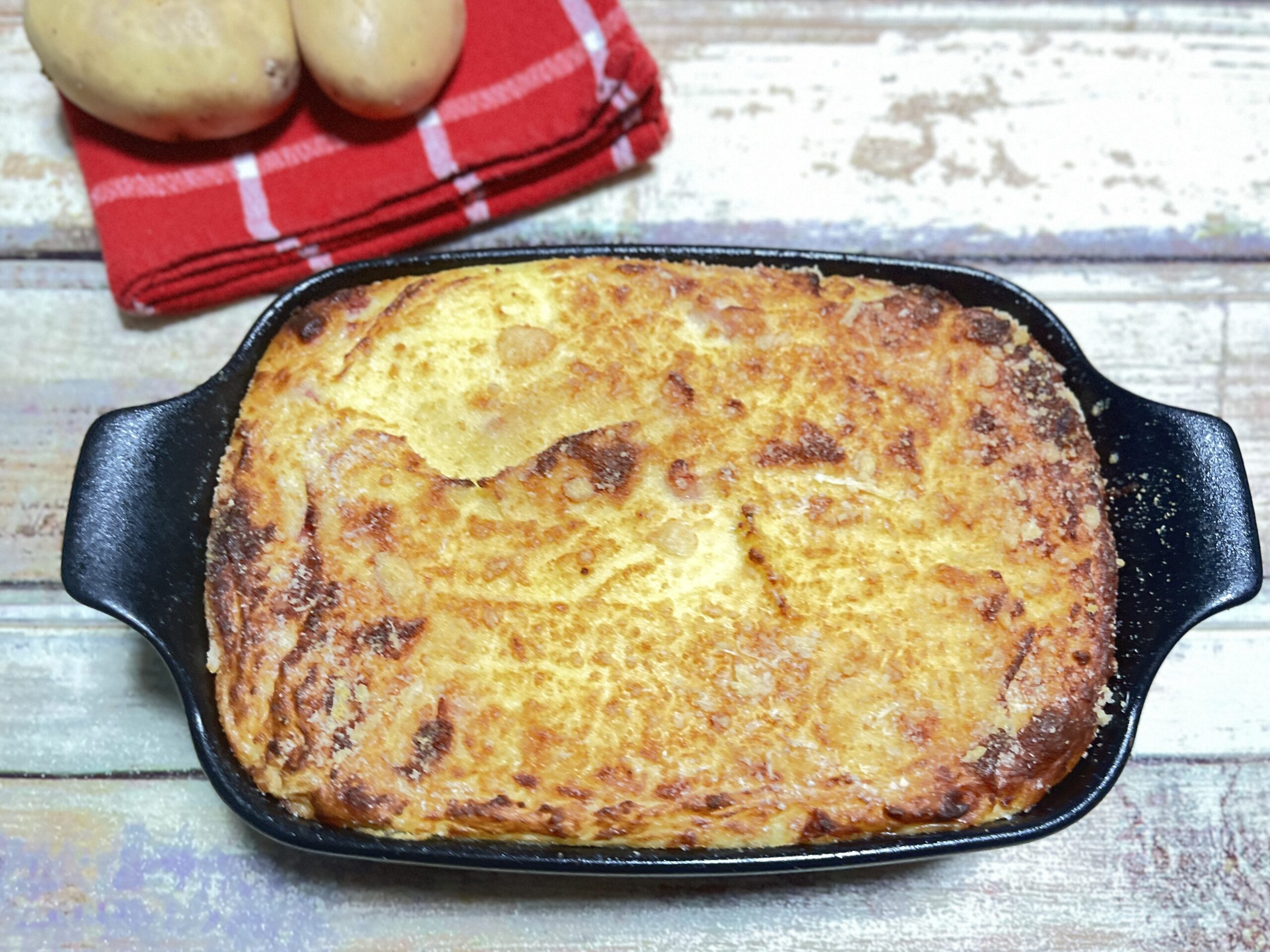 Gateau de batata com bacon e fontina