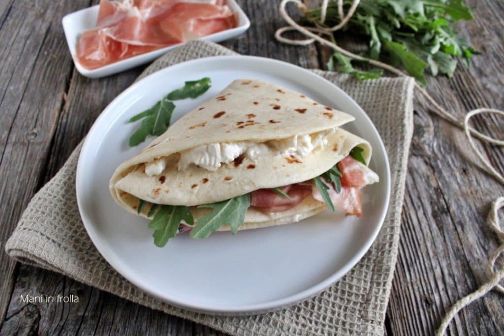 Piadina Presunto Cru Stracchino e Rúcula