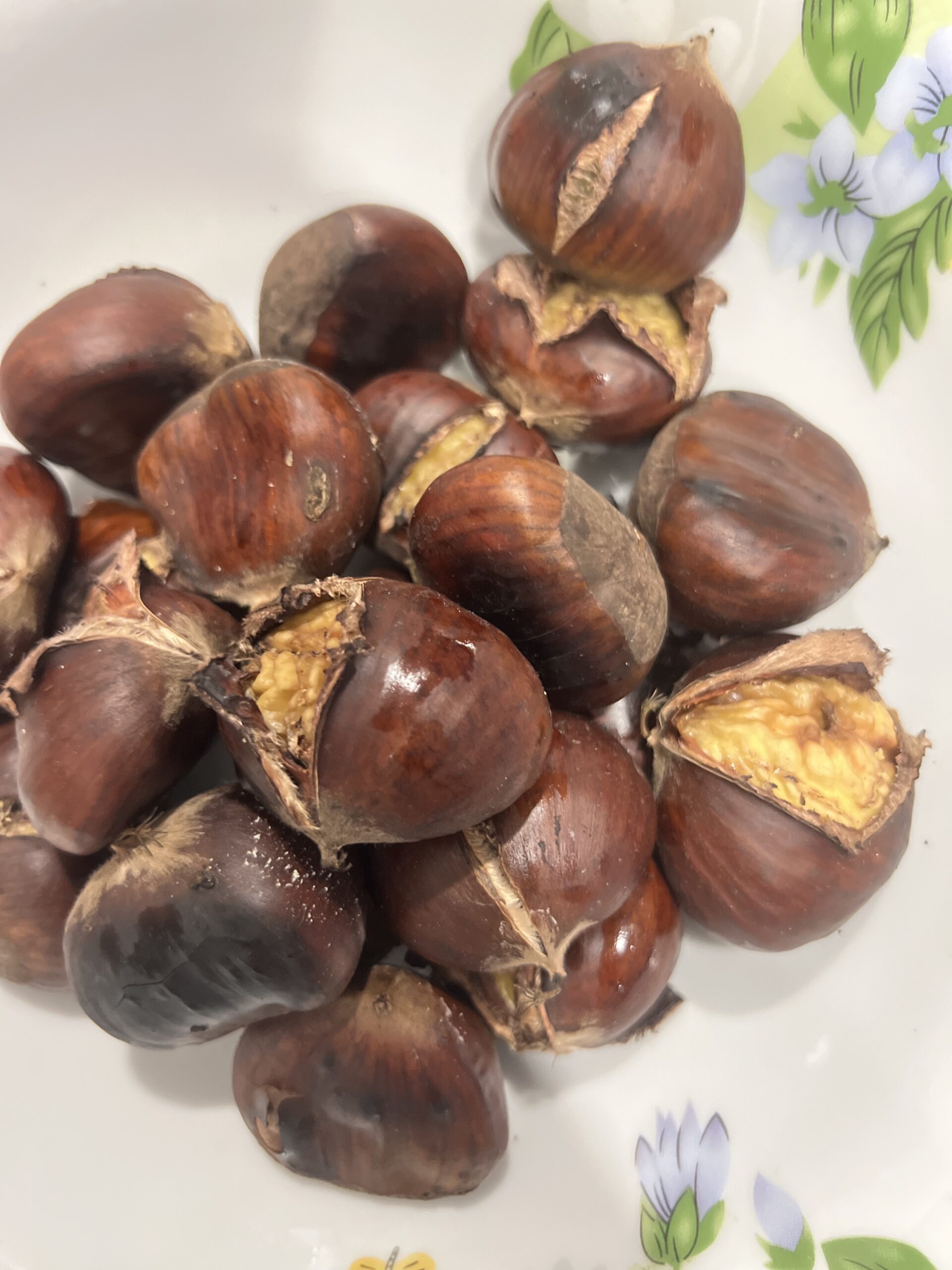 Como assar castanhas no micro-ondas
