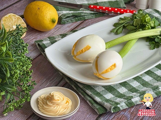 TULIPAS DE OVOS COZIDOS