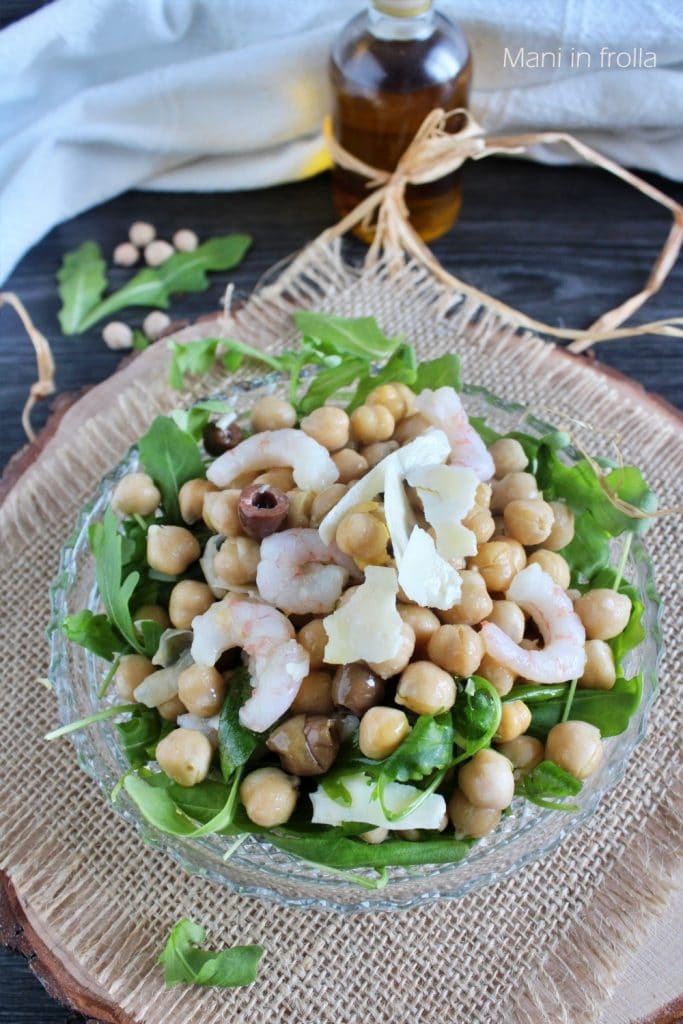 Salada com Grão-de-bico, Camarões e Azeitonas
