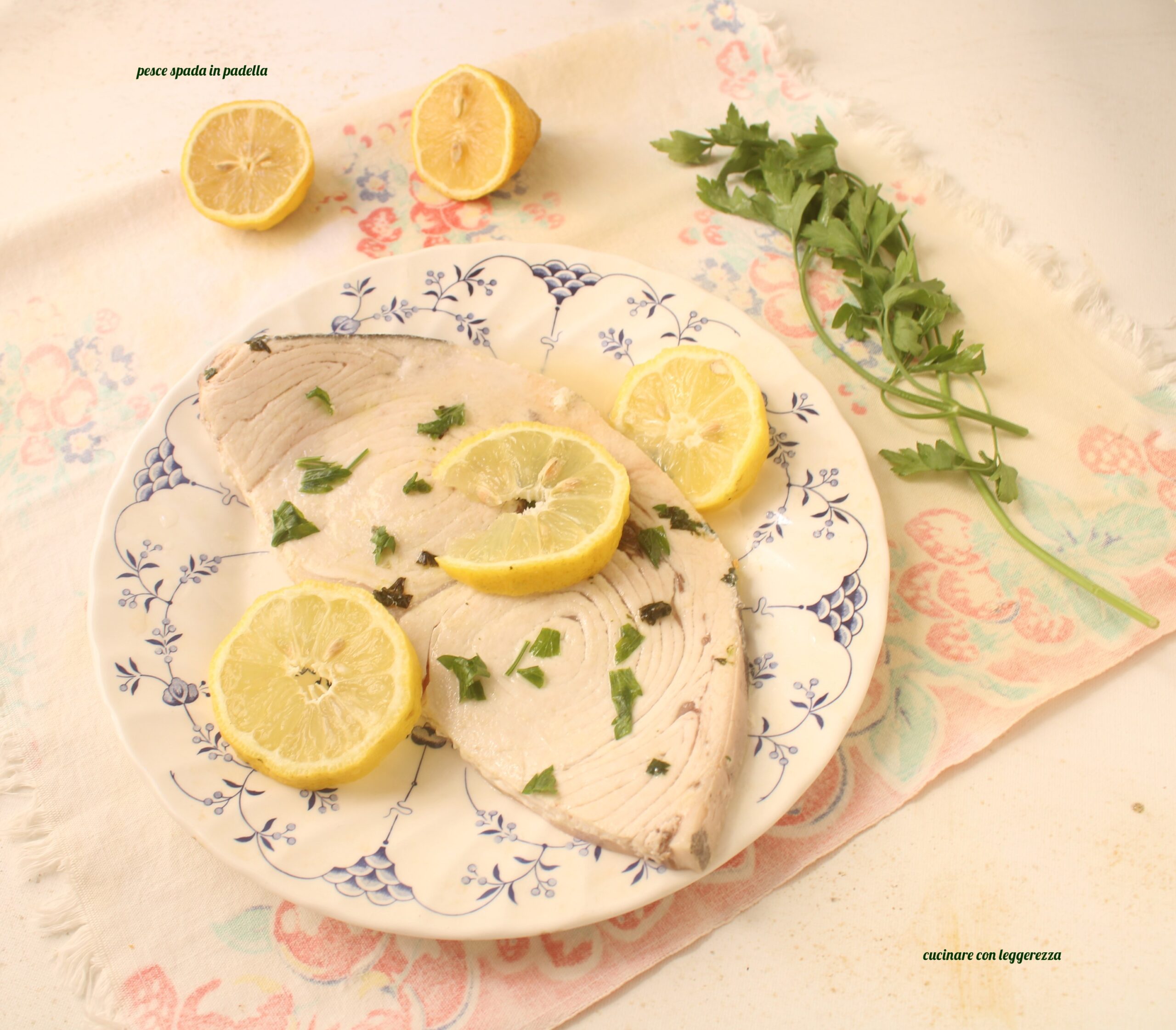 Peixe-espada na frigideira