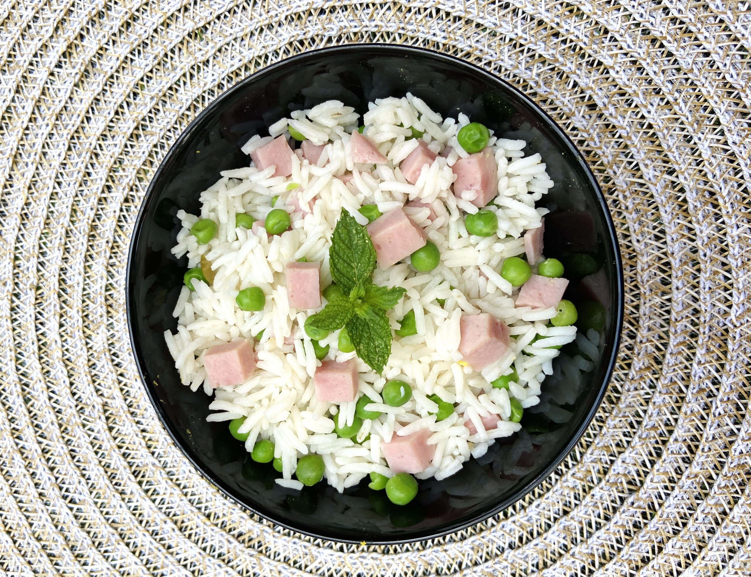 Salada de arroz basmati leve