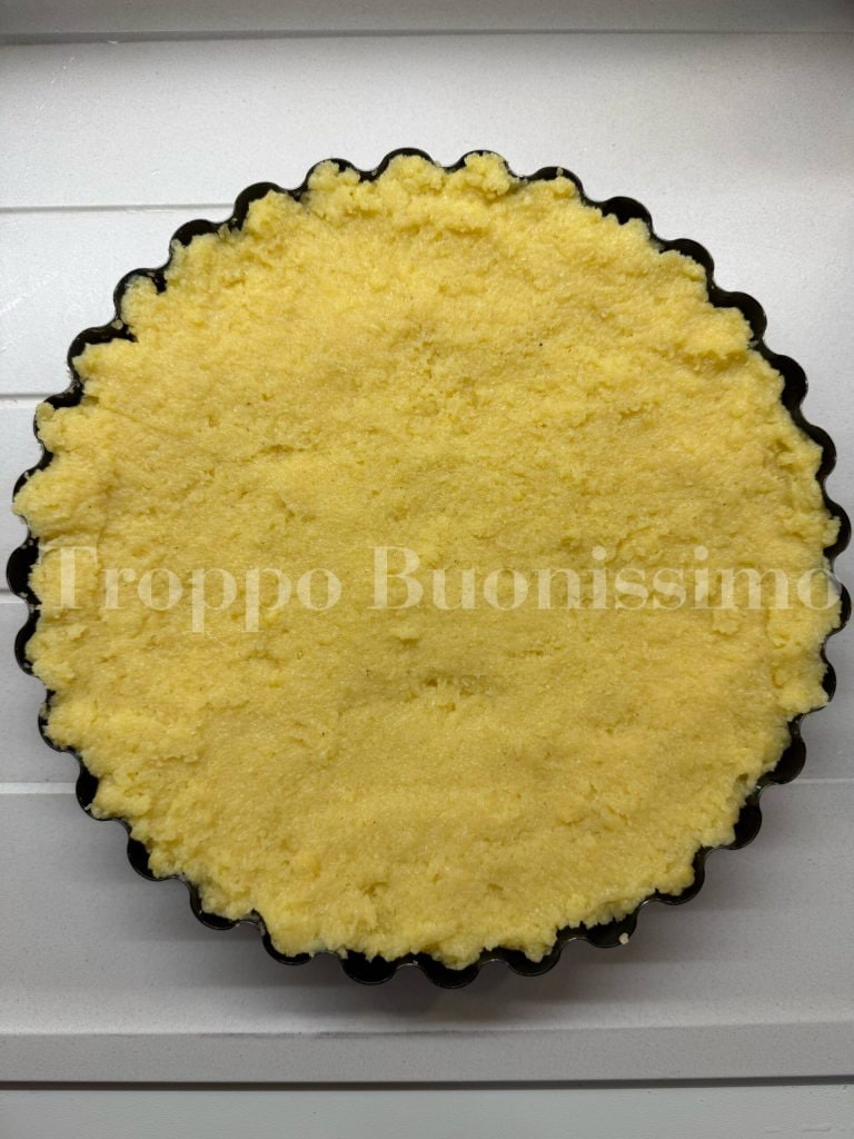 Floco de neve de massa folhada com ricotta e espinafre