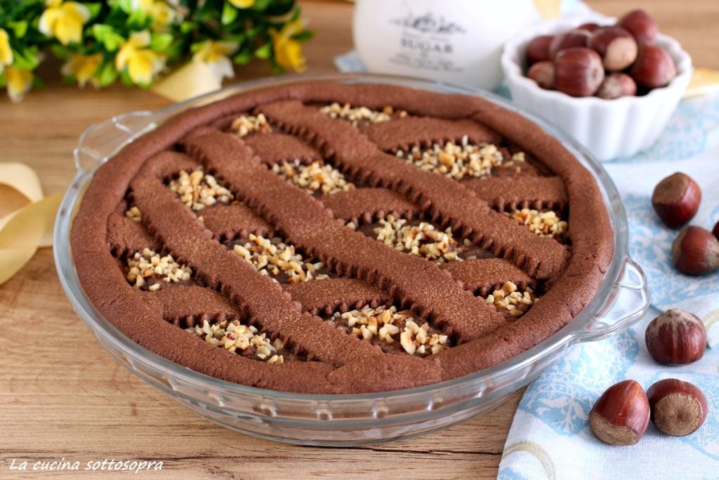 torta de chocolate e avelãs