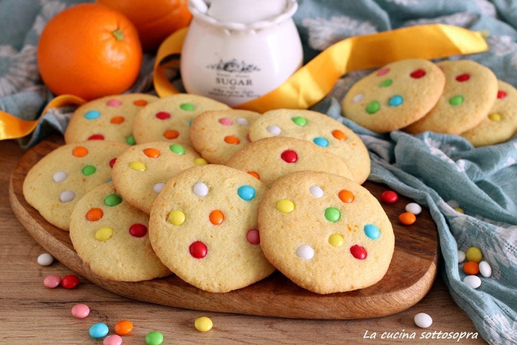 biscoitos com smarties