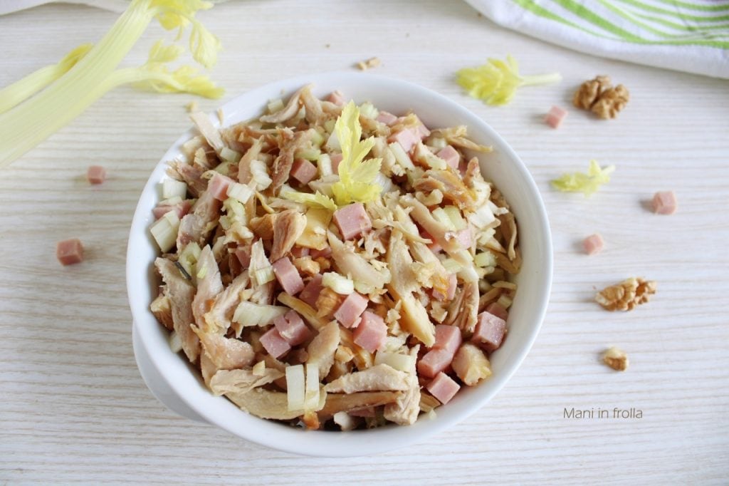 Salada de frango com presunto e aipo