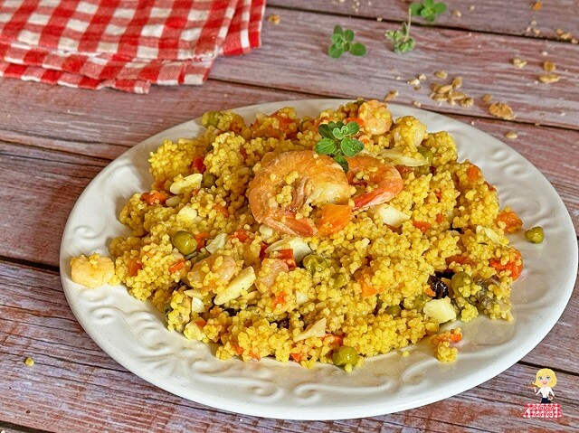 Cuscuz com CAMARÃO e LEGUMES