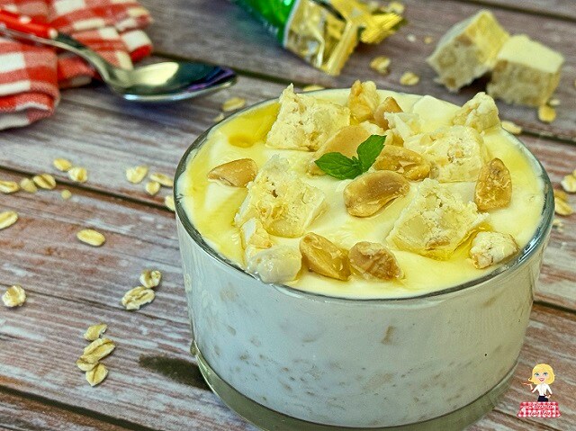 IOGURTE E FLOCOS DE AVEIA (PORRIDGE OVERNIGHT OATS) com TORRONCINO