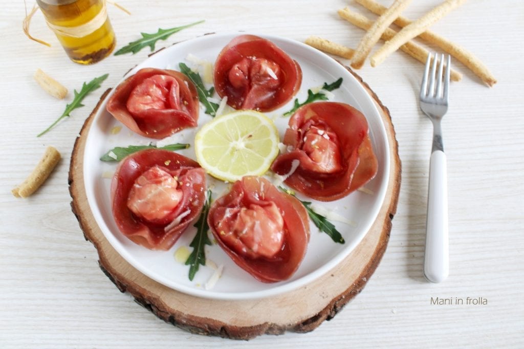 Tortelli de Bresaola recheados com queijo